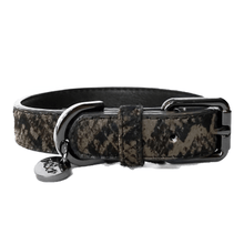 Load image into Gallery viewer, Iguania Kaki Leather Collar